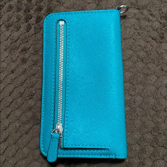 Michael Kors Wallet - Picture 3 of 3